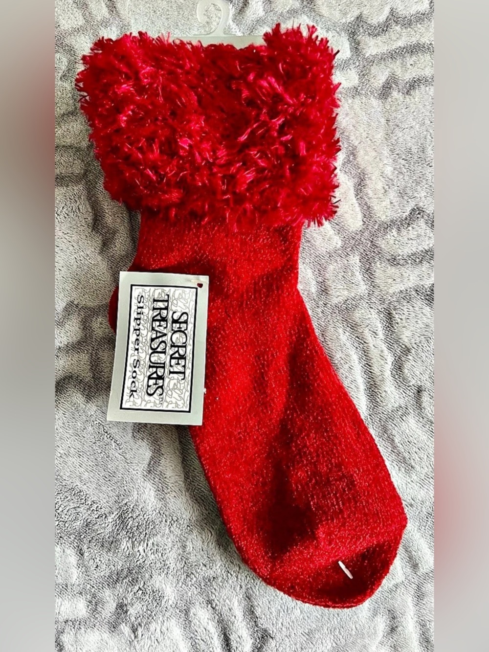 Secret Treasures Red Fuzzy Cuff Slipper Socks Size 9-11 NWT